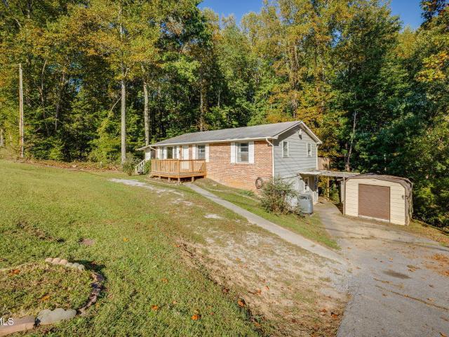 House for sale in Fairview, Piney Flats