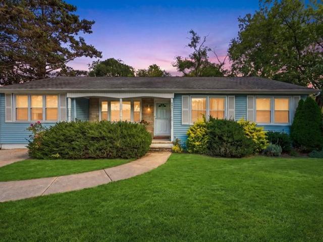 House for sale in Northfield, New Jersey