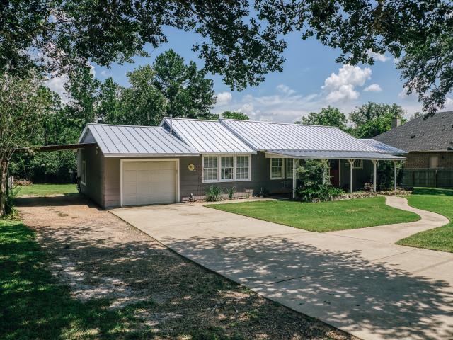 House for sale in Bellville, Texas