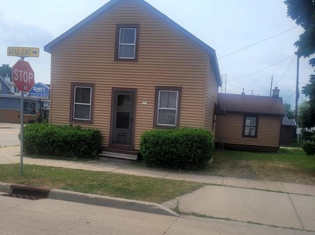 House for sale in Oshkosh, Wisconsin