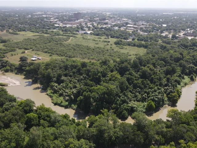 Land for sale in Victoria, Texas