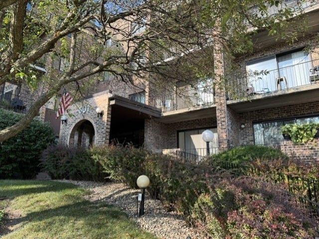 Condo for sale in Mount Prospect, Illinois
