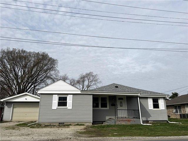 House for sale in Pana, Illinois