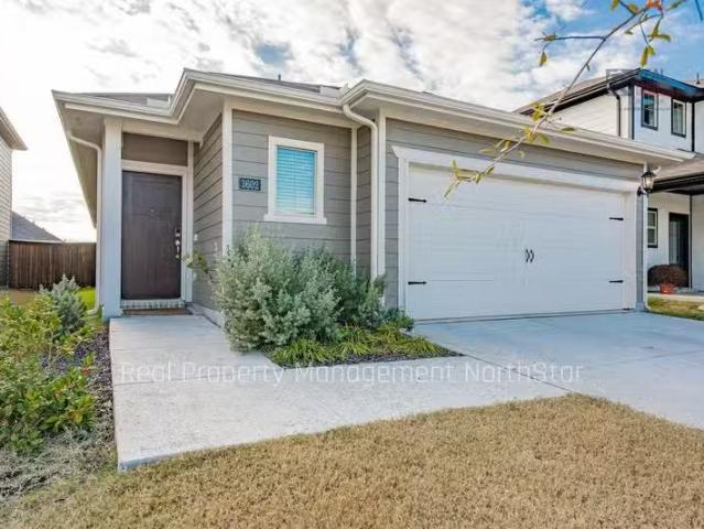 House for rent in Plano