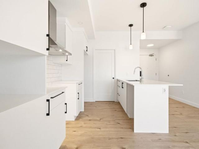 Apartment for rent in Brompton–Rock Forest–Saint-Élie–Deauville, Sherbrooke