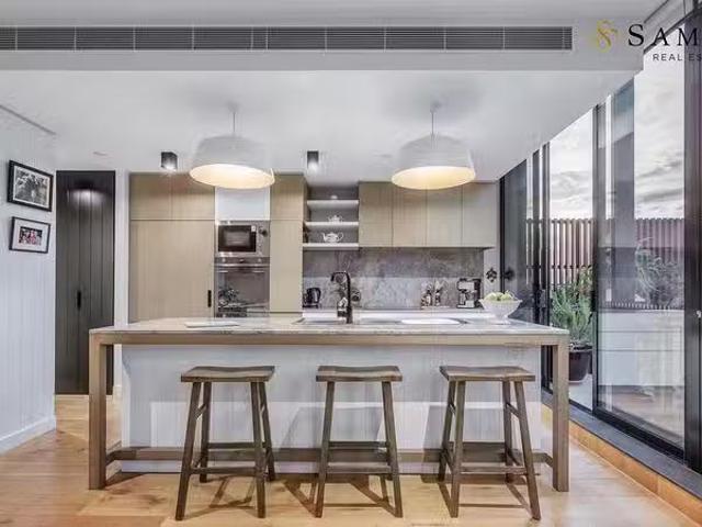Apartment for rent in East Melbourne