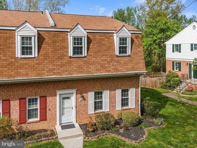 Townhouse for sale in Virginia
