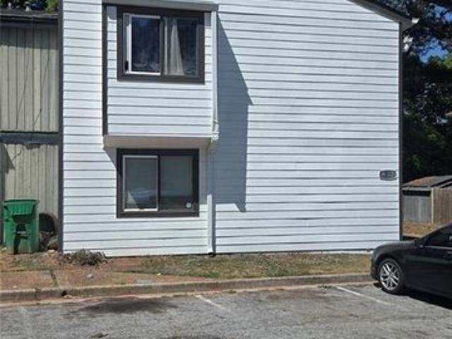 Townhouse for sale in Lithonia, Georgia