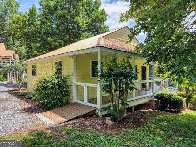 House for sale in Hiawassee, Georgia