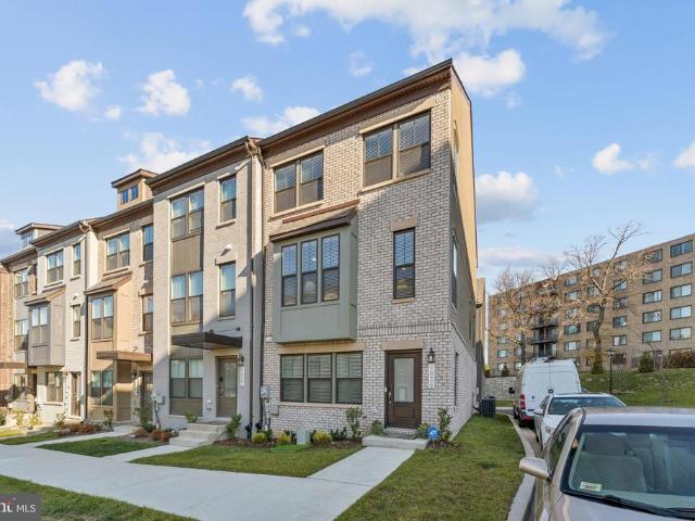 Townhouse for sale in Hyattsville, Maryland