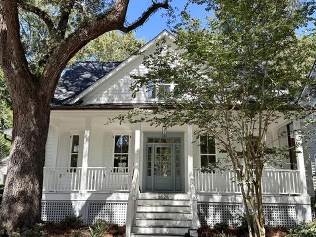 House for sale in Daniel Island, Charleston