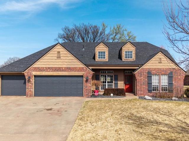 House for sale in Grove, Oklahoma