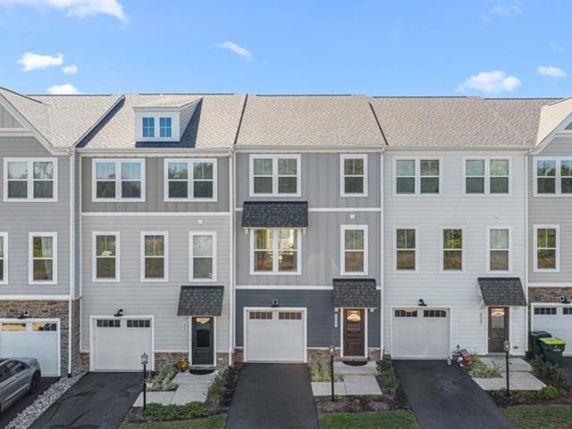 Townhouse for sale in Pleasant Green, Crozet