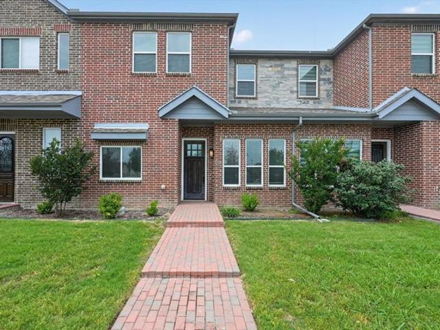 Townhouse for sale in Frisco, Texas