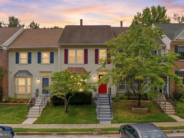 Townhouse for sale in Virginia