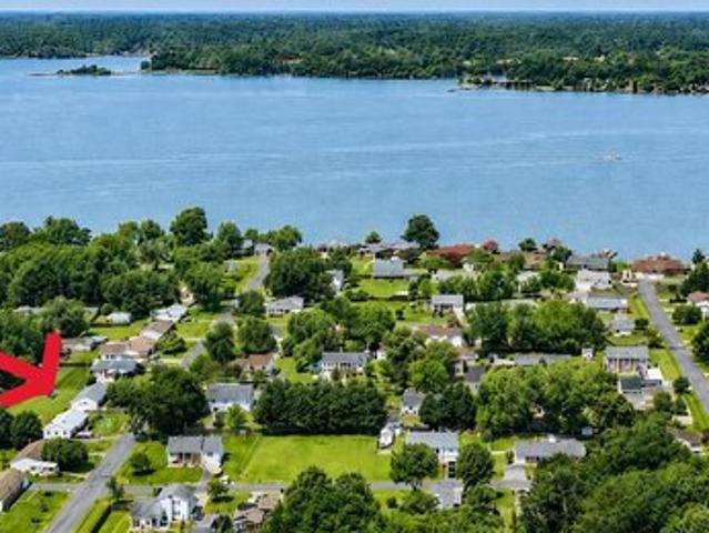 House for sale in Huntingtown, Maryland