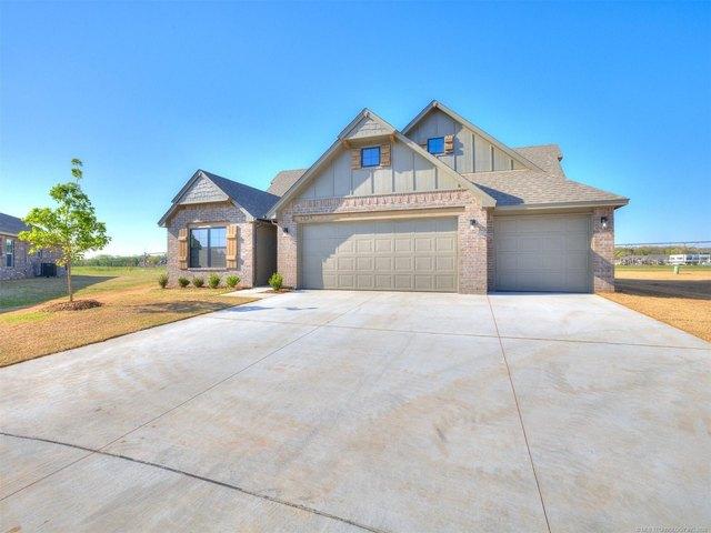 House for sale in Bixby, Oklahoma