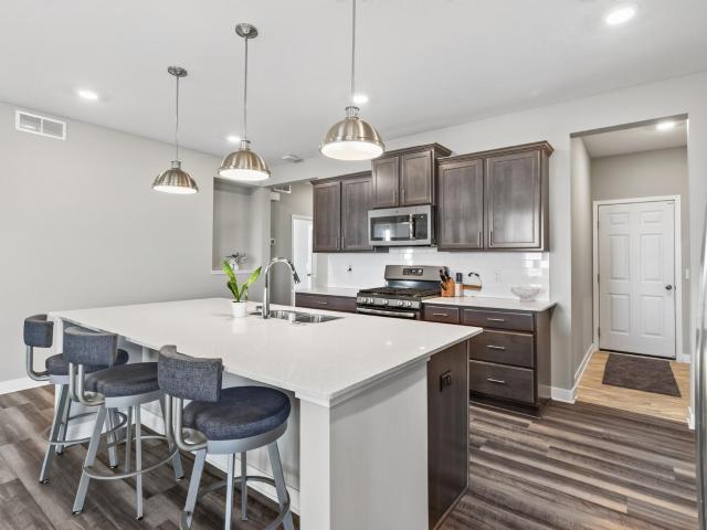 House for sale in Calarosa, Cottage Grove