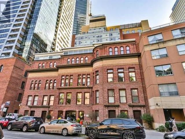 Condo for sale in Woburn, Ontario