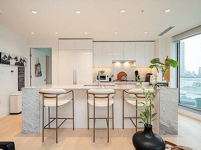 Condo for sale in White Rock, British Columbia