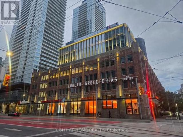 Condo for sale in Spadina—Fort York, Toronto