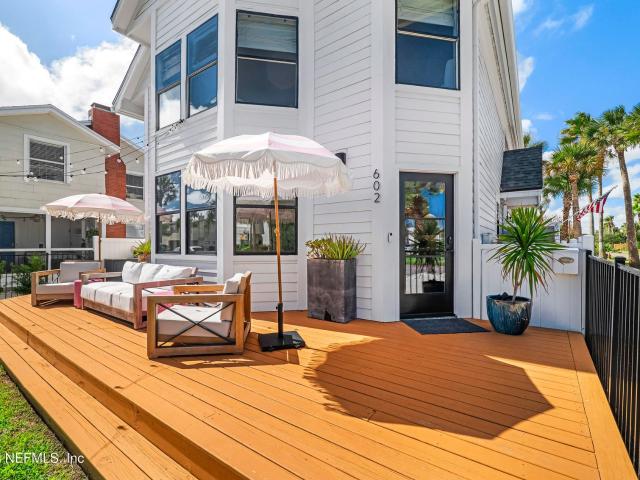 Townhouse for sale in Neptune Beach, Florida