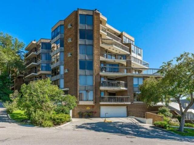 Condo for sale in Crescent Heights, Calgary