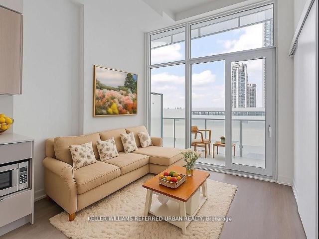 Condo for sale in City Centre, Mississauga