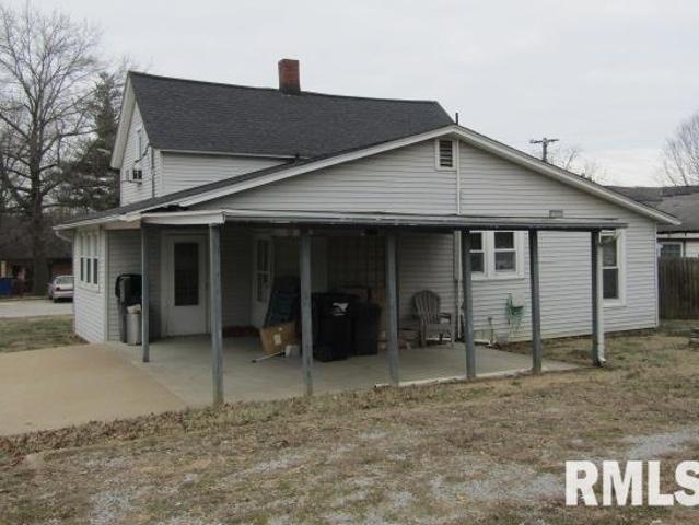 House for sale in Rosiclare, Illinois