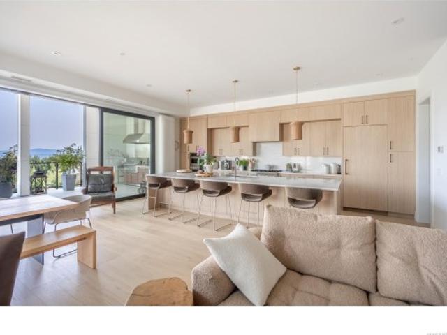 Property for sale in Qualicum Beach, British Columbia