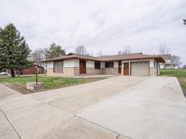 House for sale in Ireton, Iowa