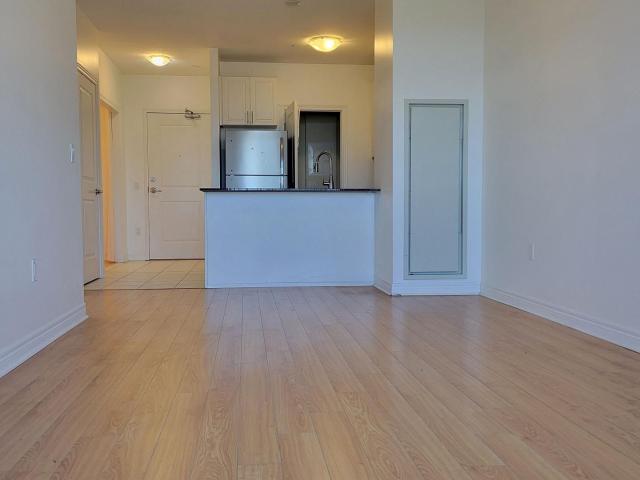 Condo for rent in Hagerman's Corners, Markham