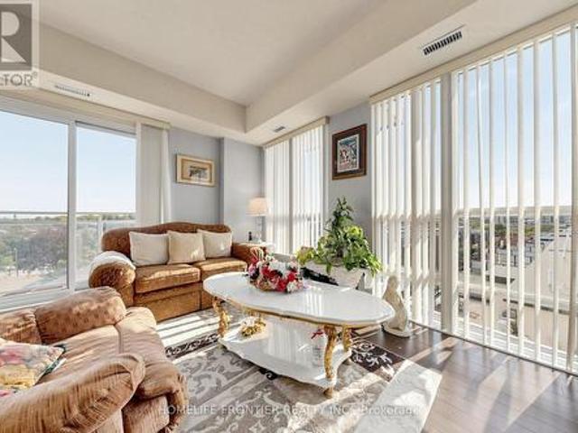Condo for sale in Woodbridge, Vaughan