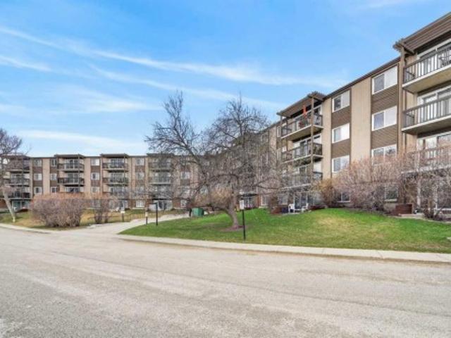 Condo for sale in Northwest, Alberta