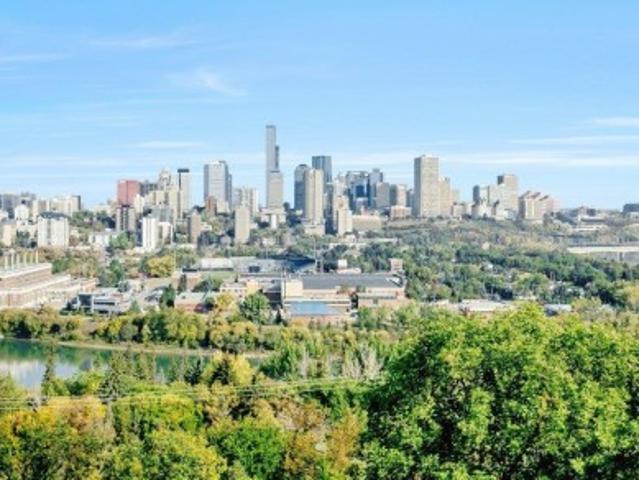 Condo for sale in Wedgewood, Alberta