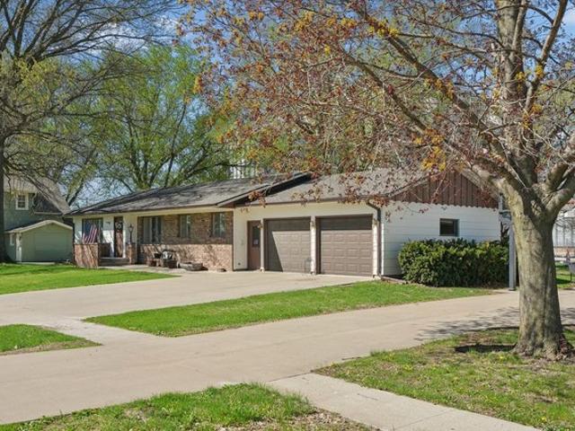 House for sale in Sully, Iowa