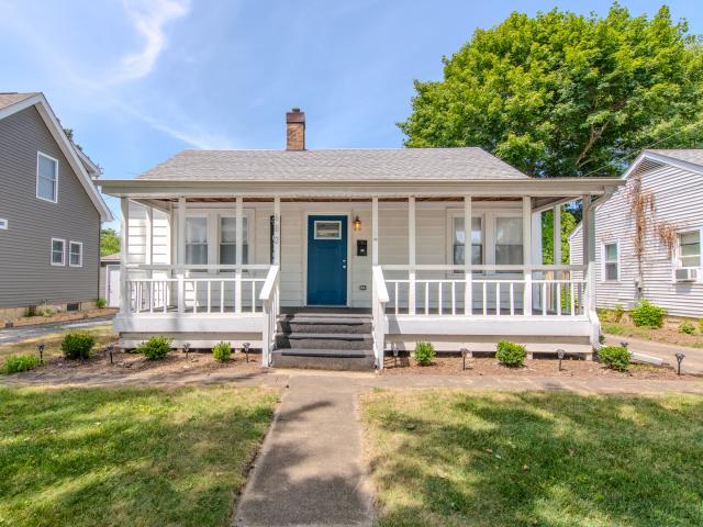 House for sale in Morris, Grundy County