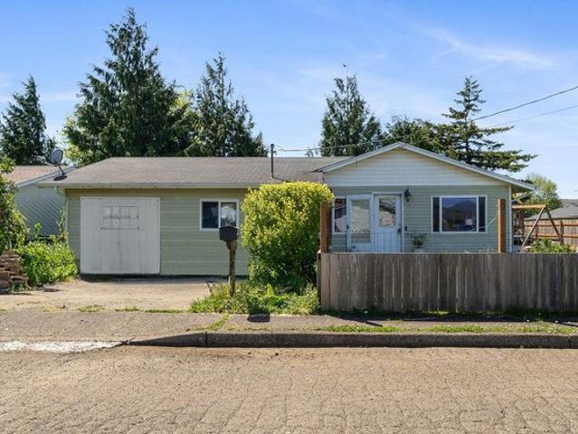 House for sale in Oregonia