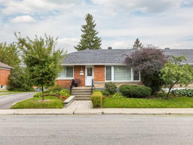 House for sale in Côte-Saint-Luc, Montréal (région administrative)