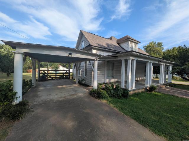House for sale in Ark