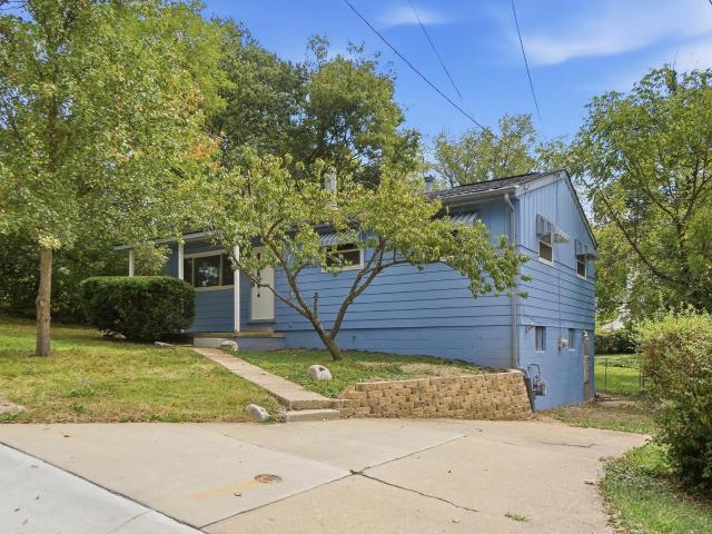 House for sale in Elsmere, Kenton County