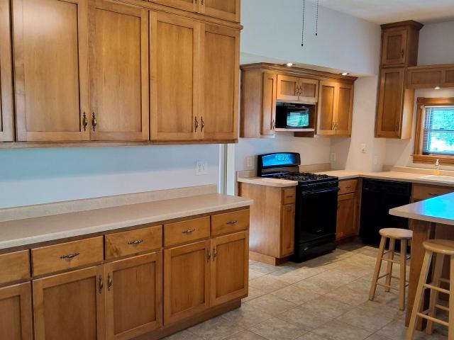 House for sale in Marinette, Marinette County