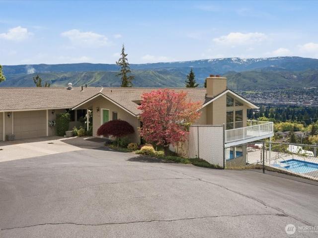 House for sale in East Wenatchee, Washington
