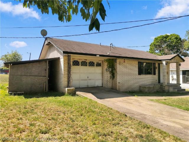 House for sale in Tahlequah, Oklahoma
