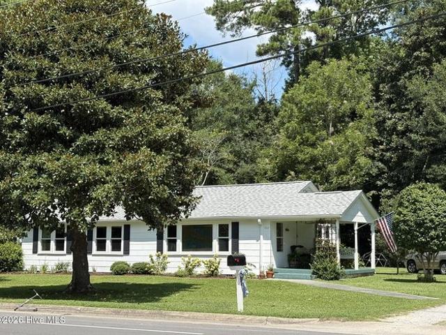 House for sale in Burgaw, North Carolina