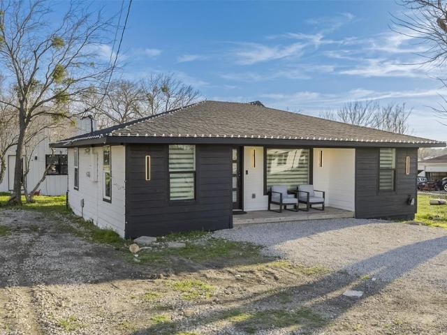 Property for sale in Ellis, Texas