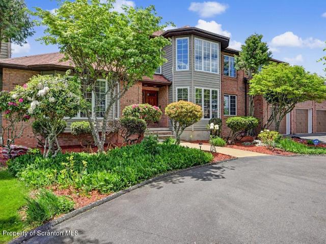 House for sale in Chinchilla, Pennsylvania