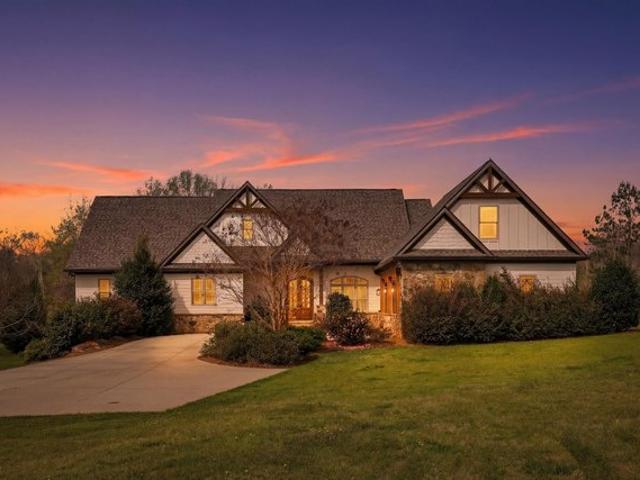 House for sale in Simpsonville, South Carolina