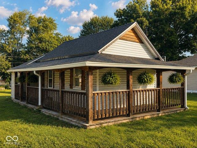 House for sale in Lizton, Indiana