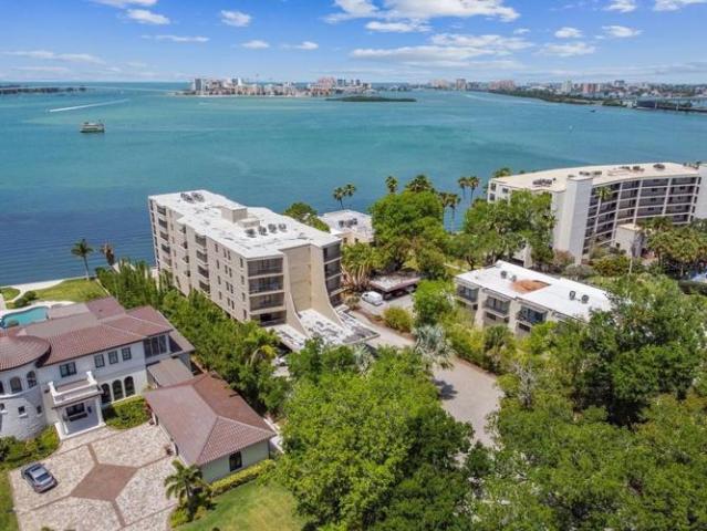 Condo for sale in Clearwater, Florida